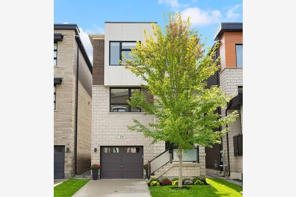 19 Hollyhock Court