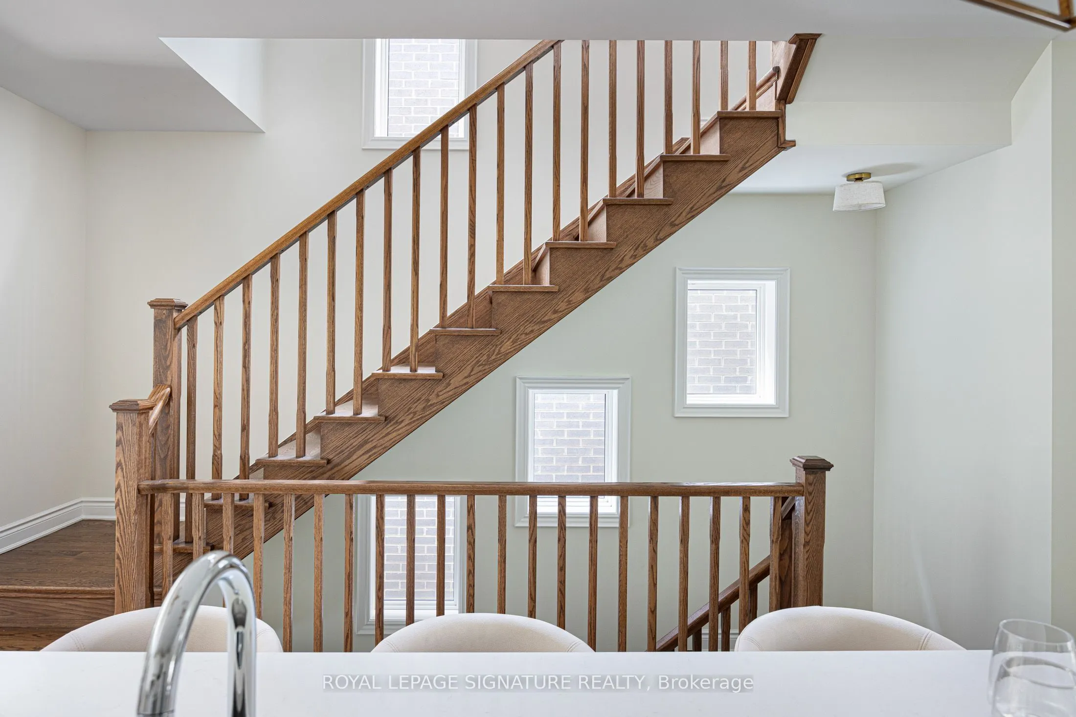 19 Hollyhock Court