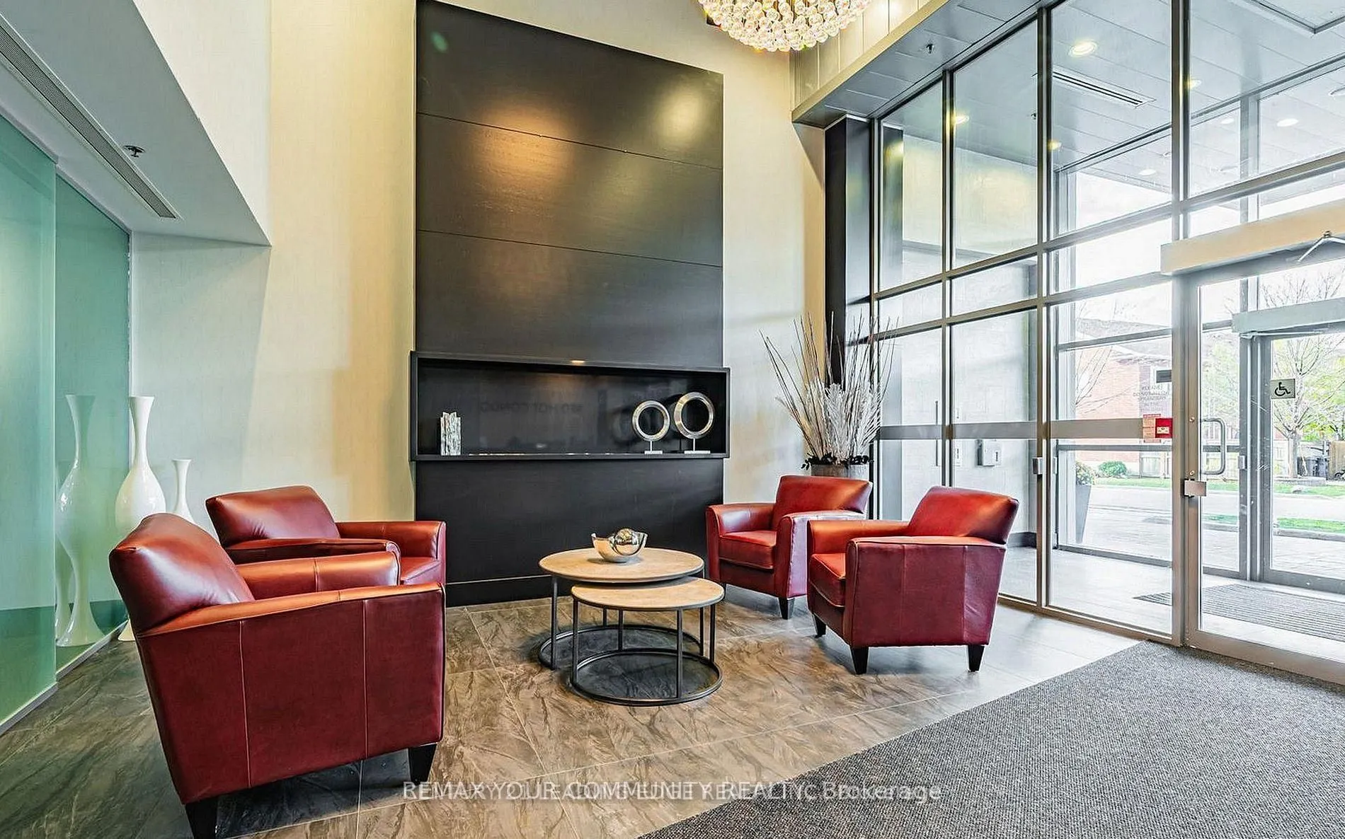 120 Dallimore Circle #827
