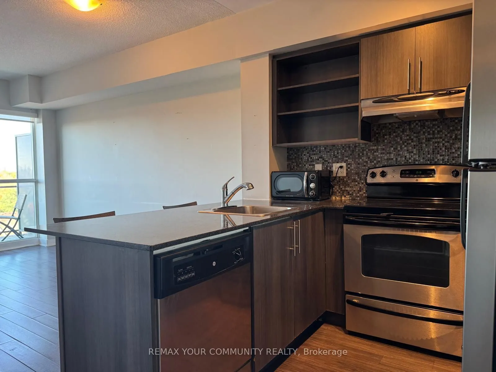 120 Dallimore Circle #827