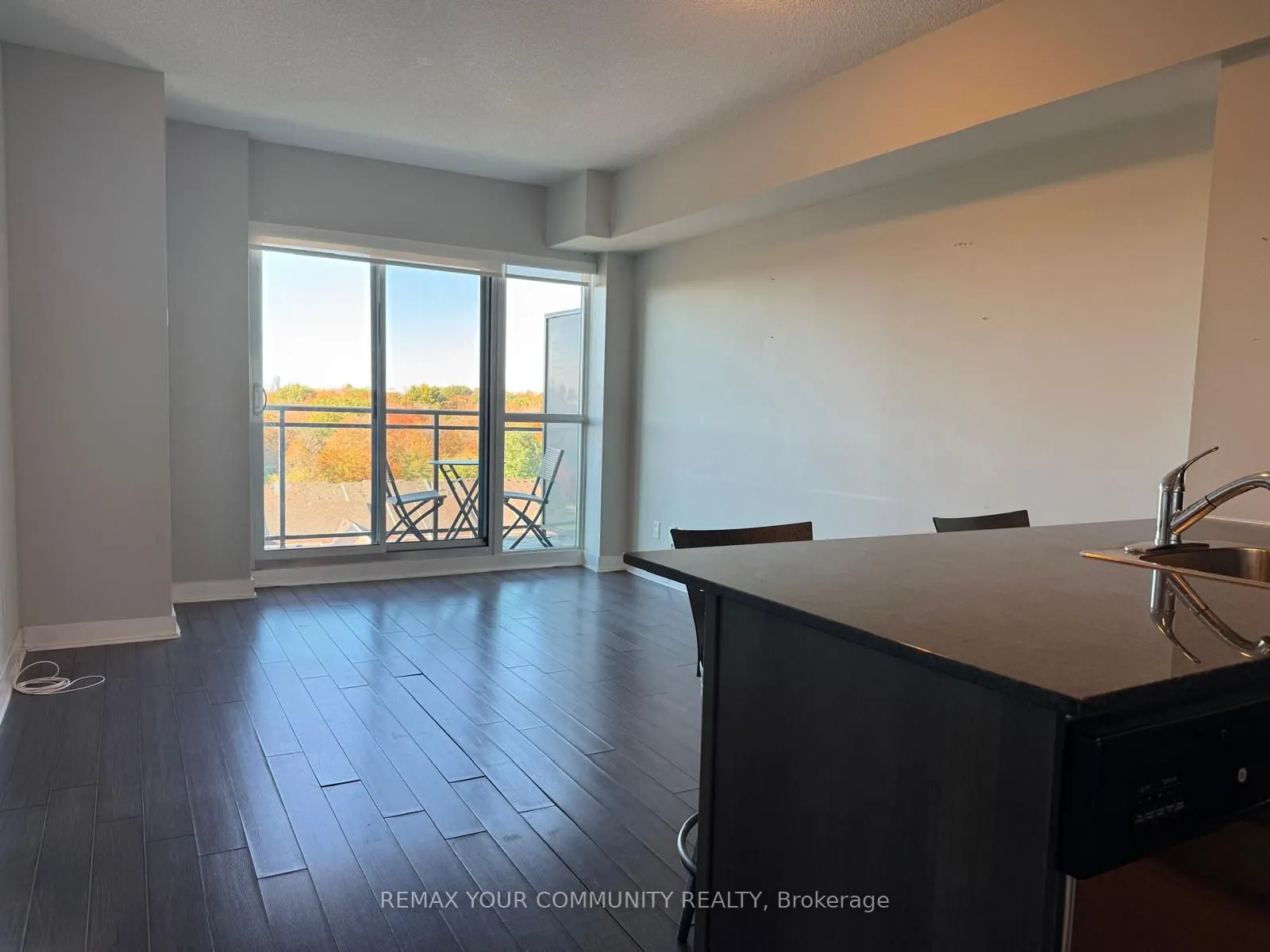 120 Dallimore Circle #827
