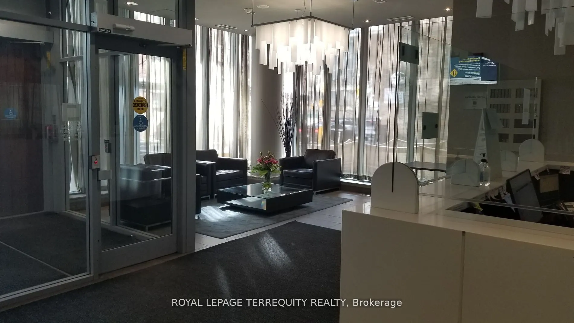 126 Simcoe Street #505