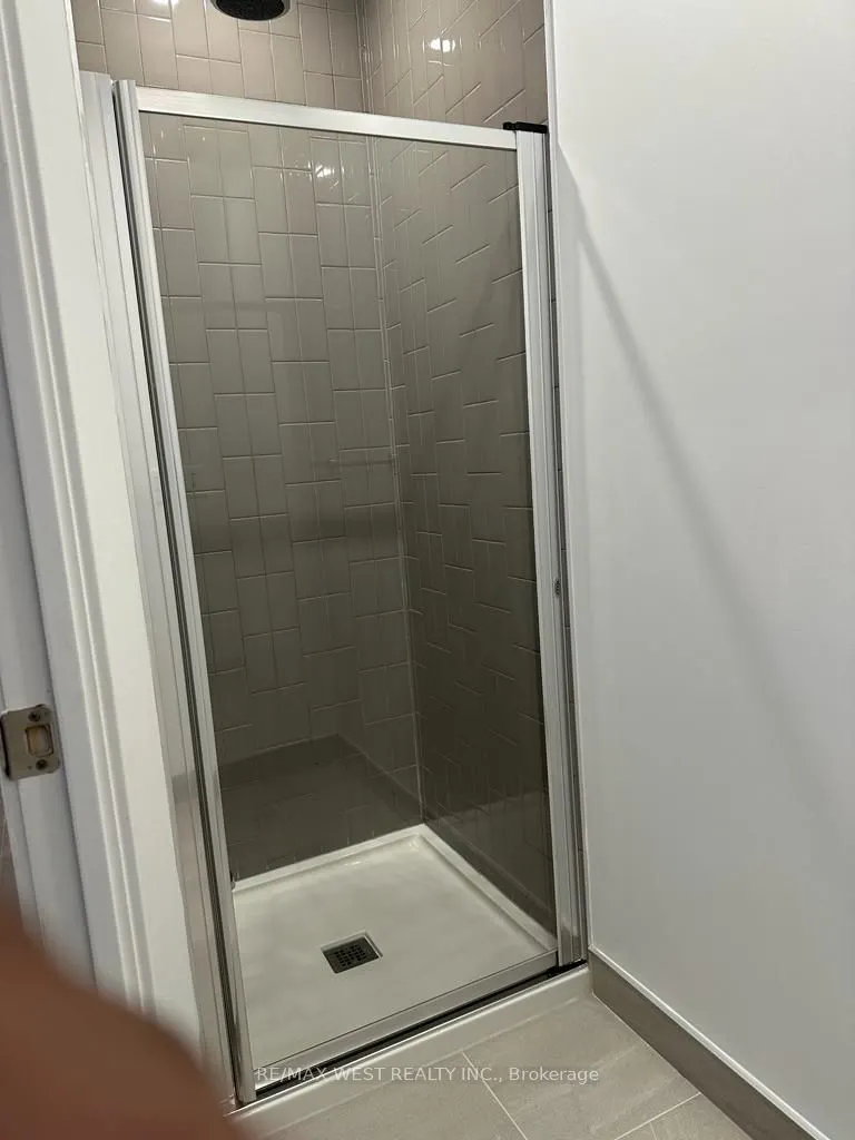 130 River Street E #706