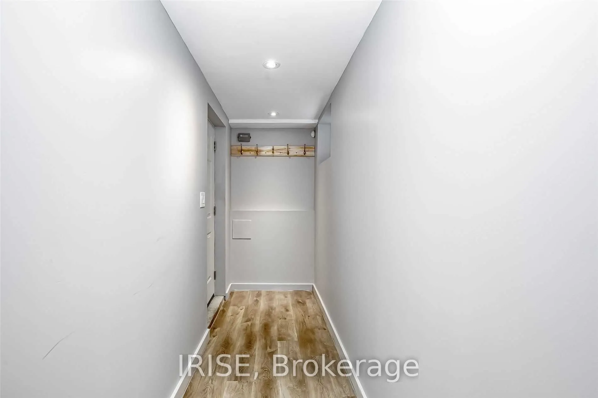 66 Robina Avenue #Lower