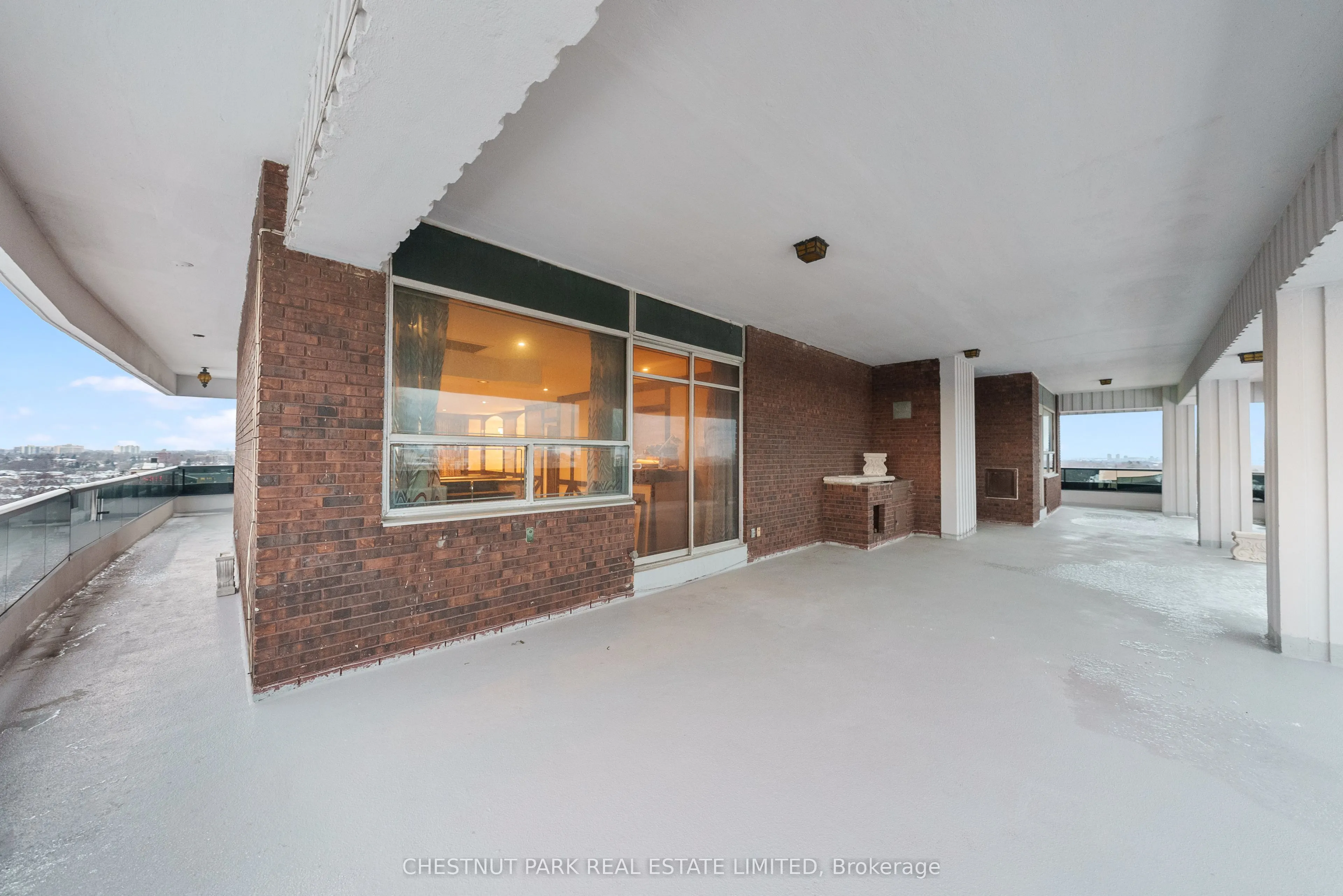 2600 Bathurst Street #PH 1