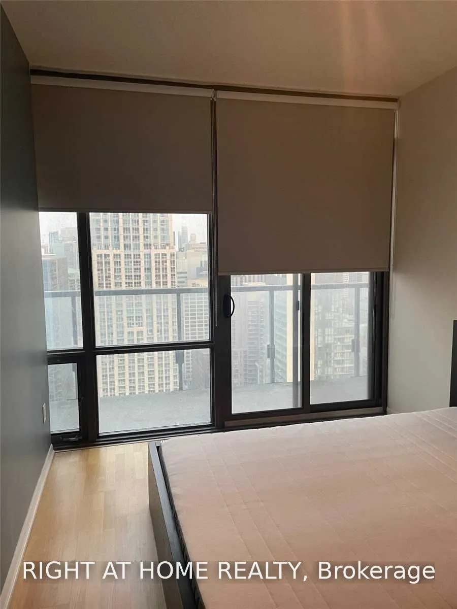 38 Grenville Street #3804