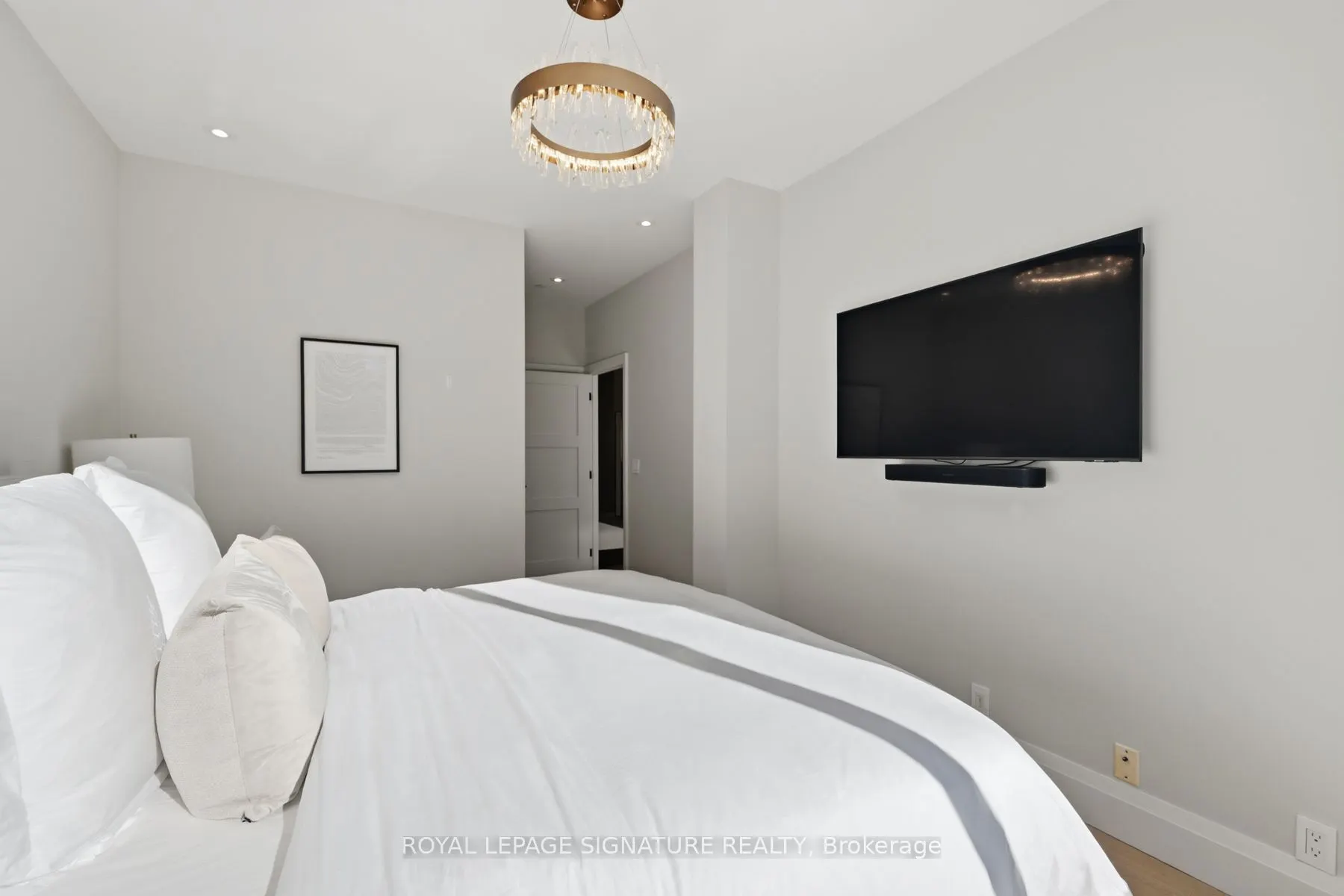 980 Yonge Street #1002