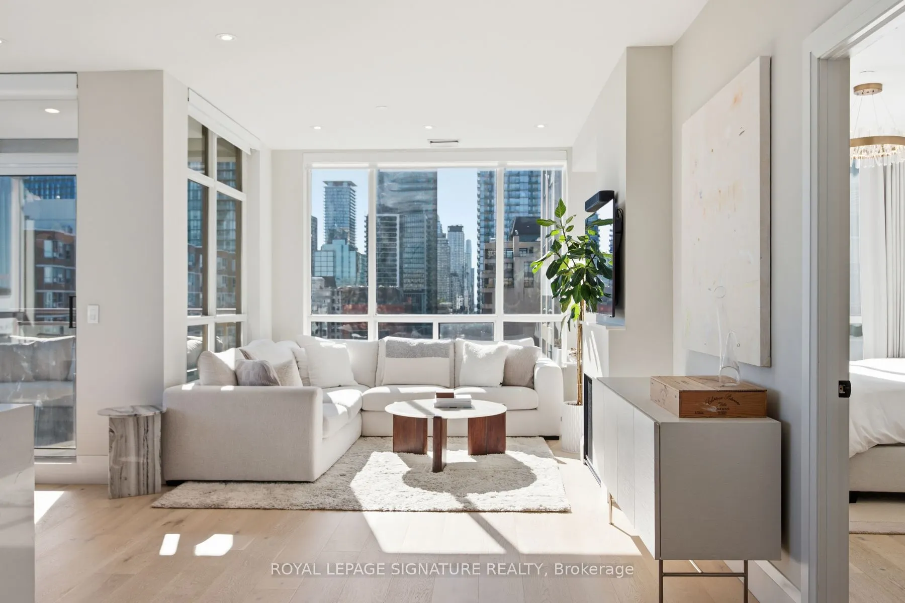 980 Yonge Street #1002