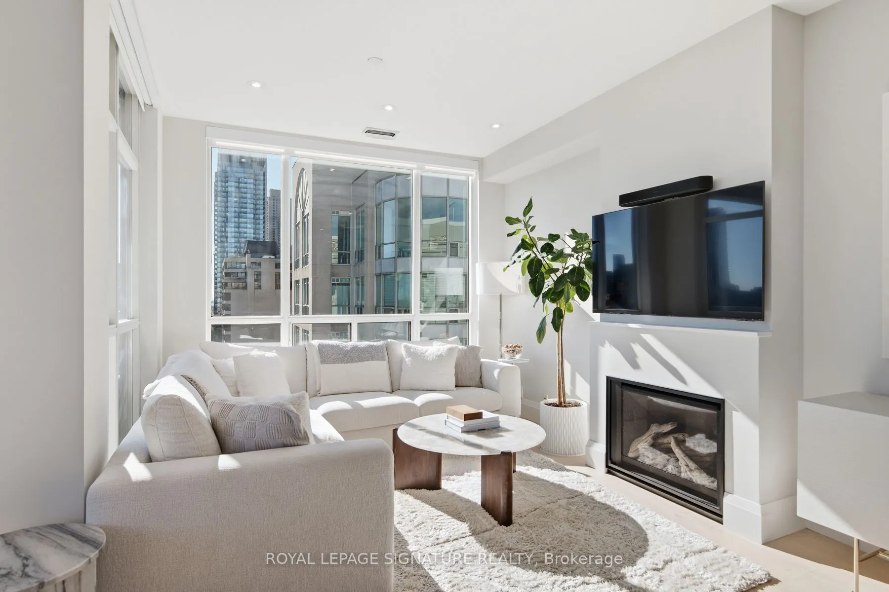980 Yonge Street #1002