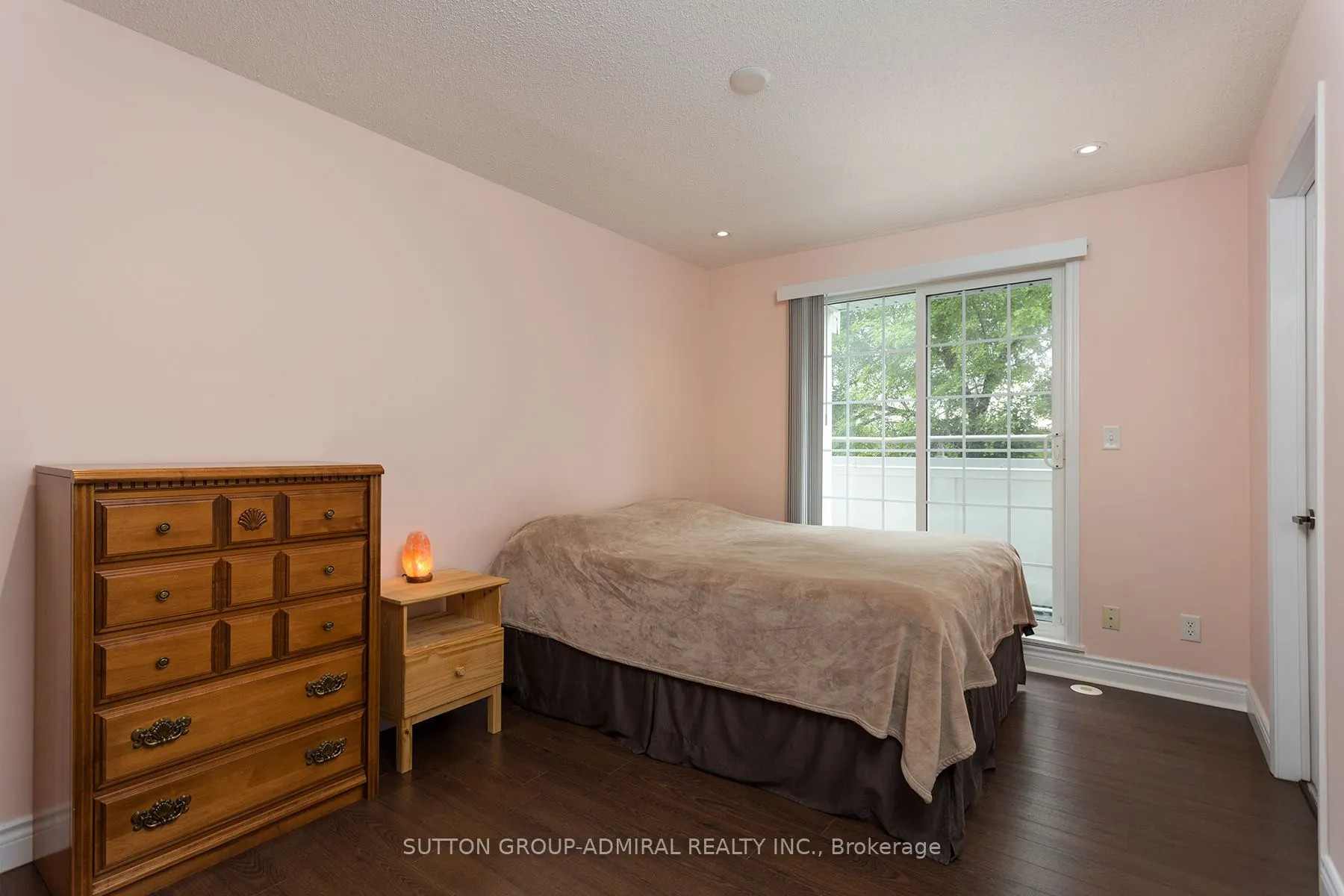 285 Antibes Drive N #1