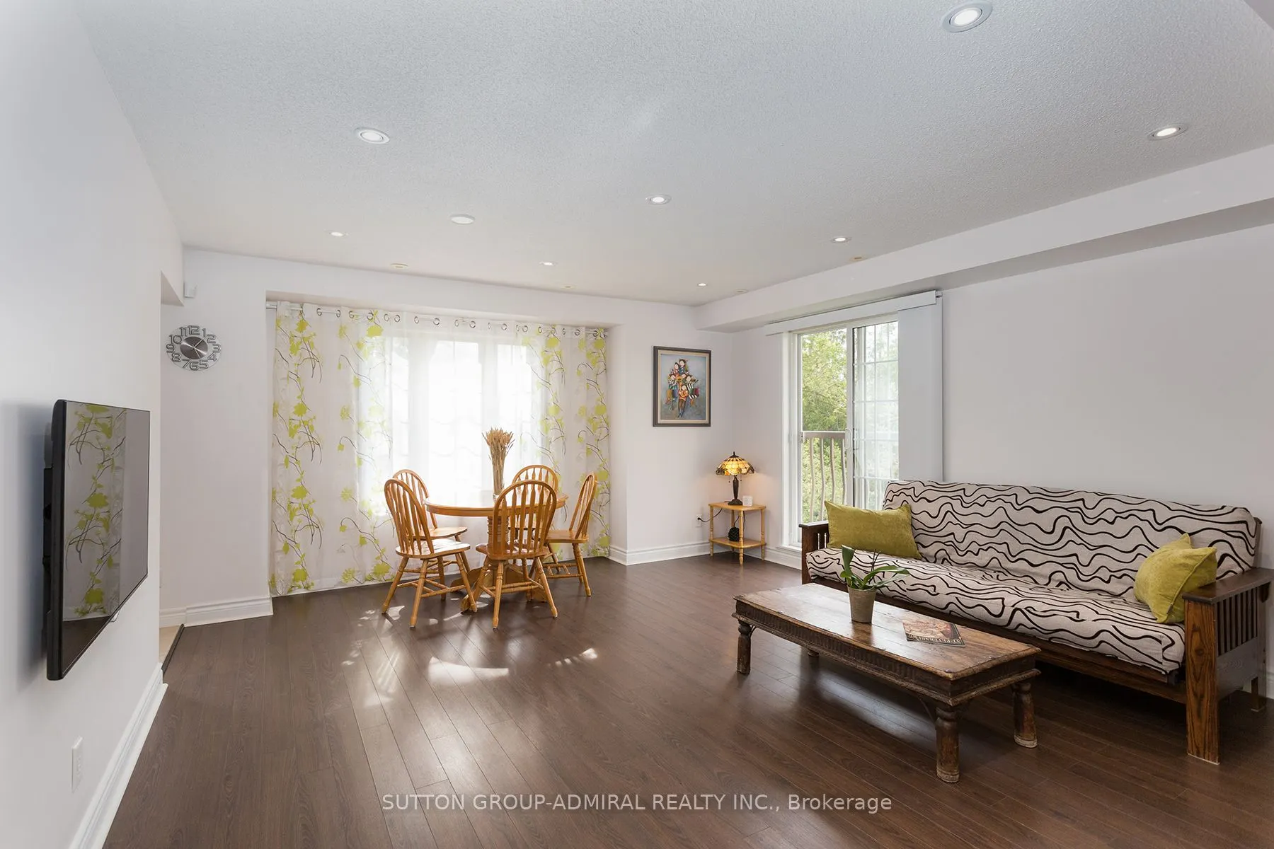 285 Antibes Drive N #1