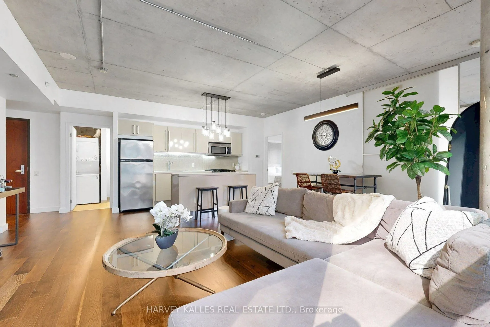25 Oxley Street #410