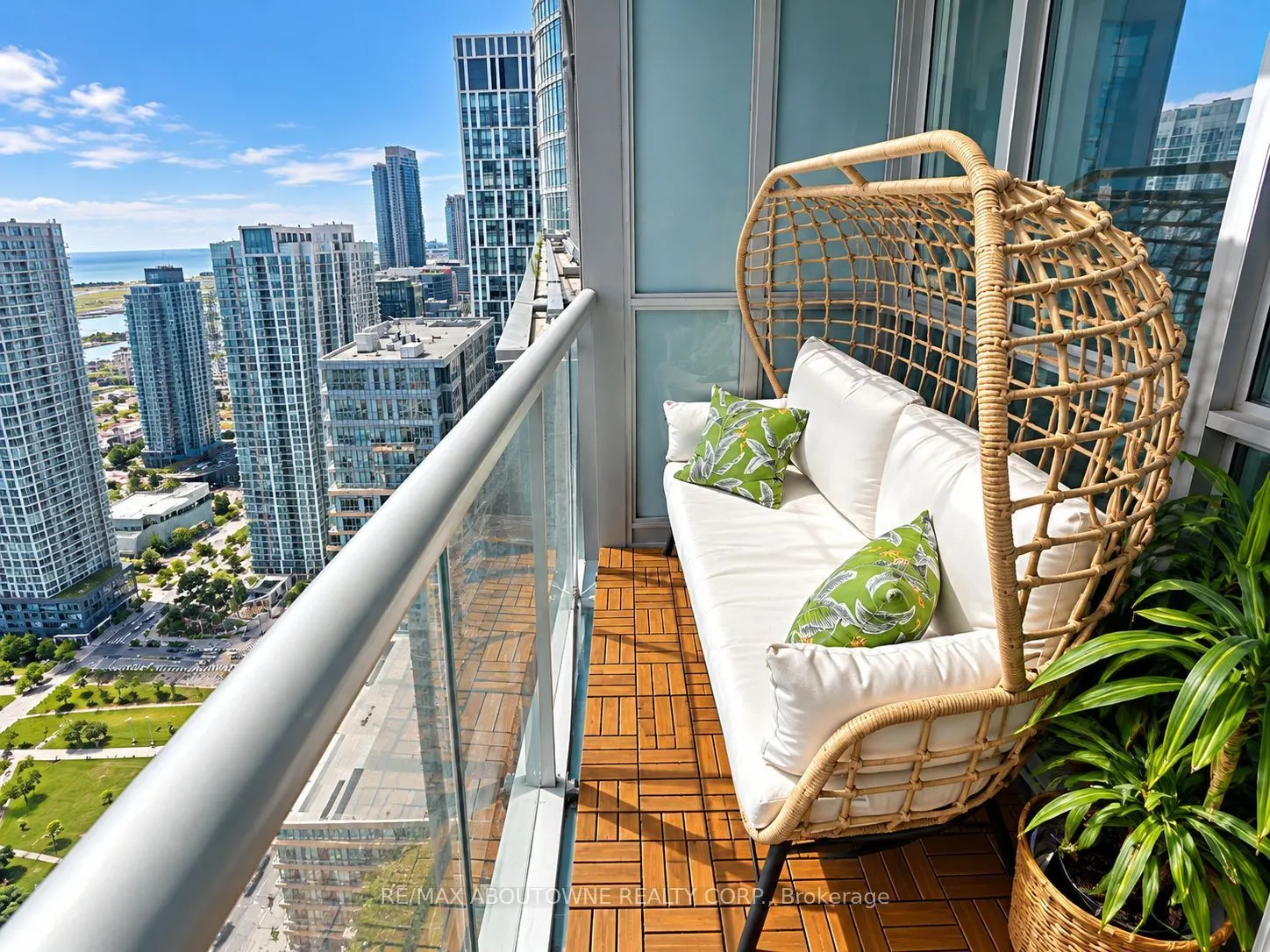 15 Iceboat Terrace #3608