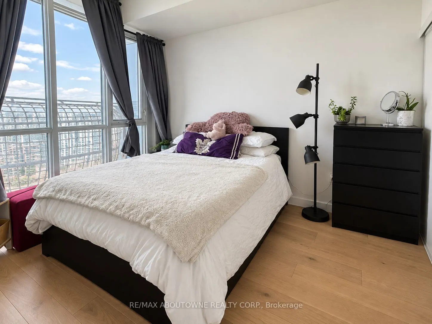 15 Iceboat Terrace #3608