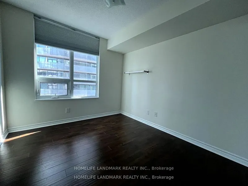 19 Grand Trunk Crescent #1706