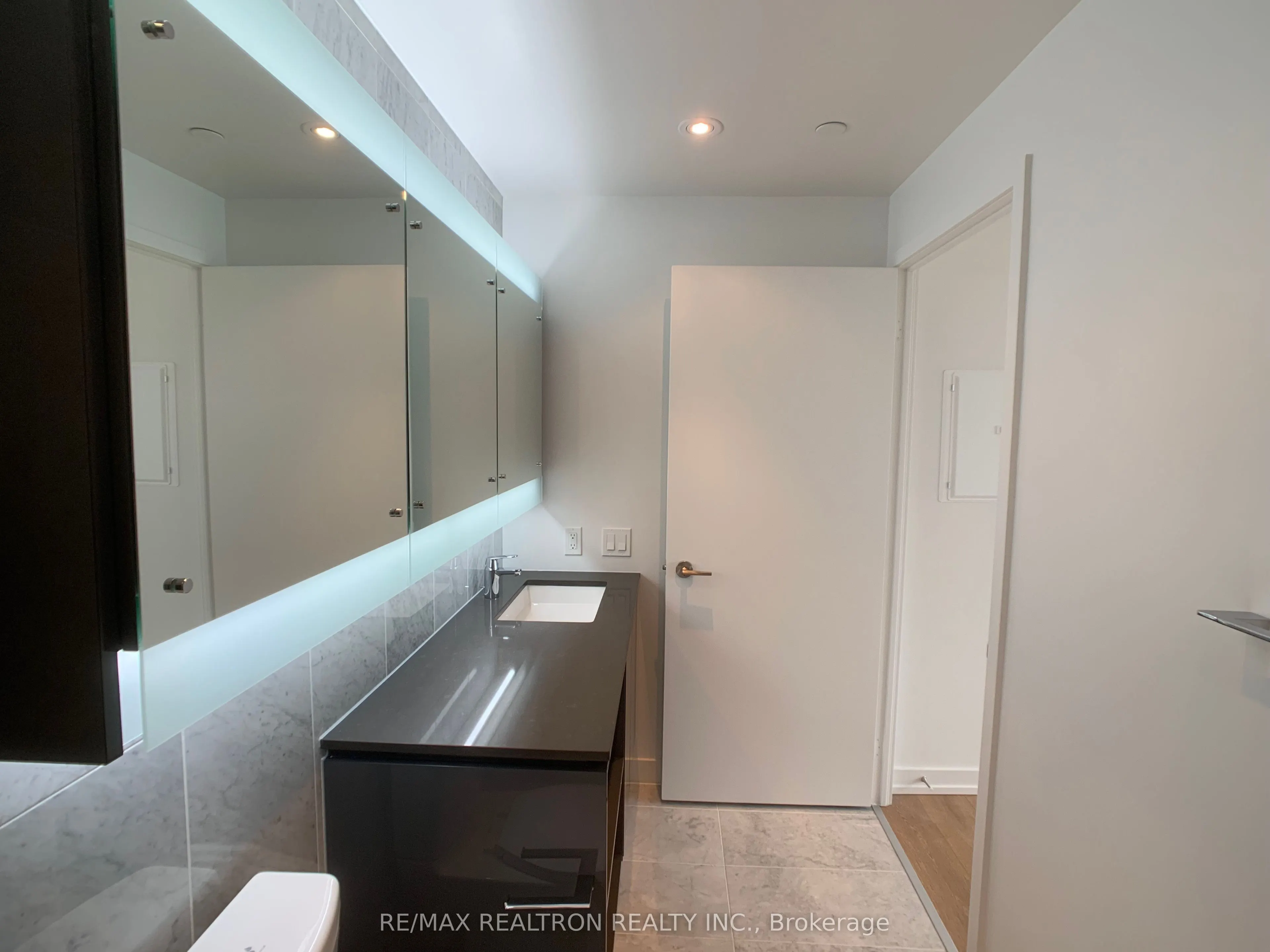 117 Mcmahon Drive #1102