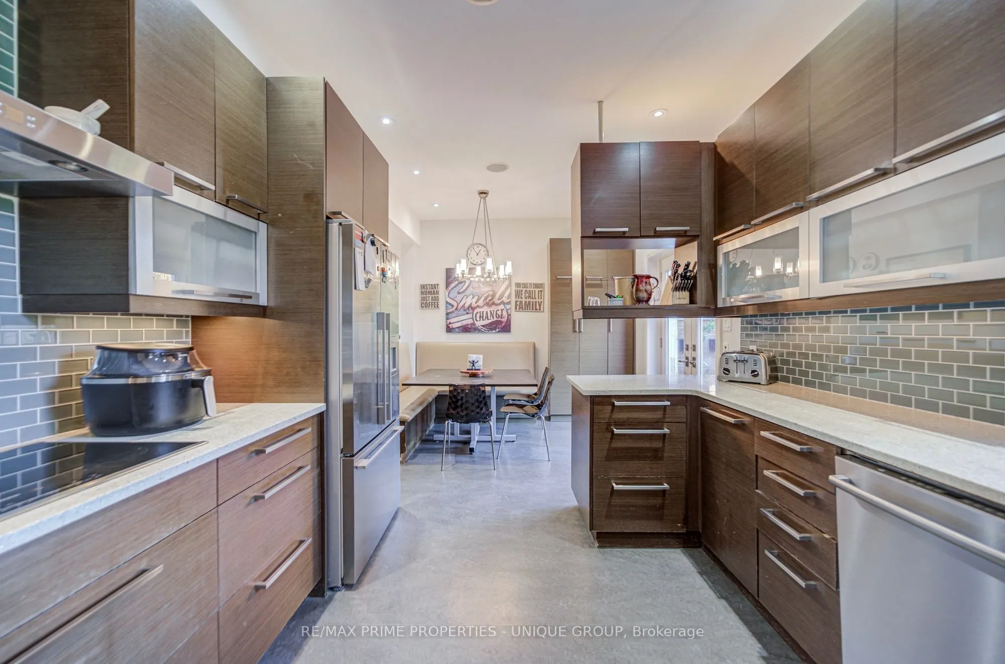 24 Cedarbank Crescent
