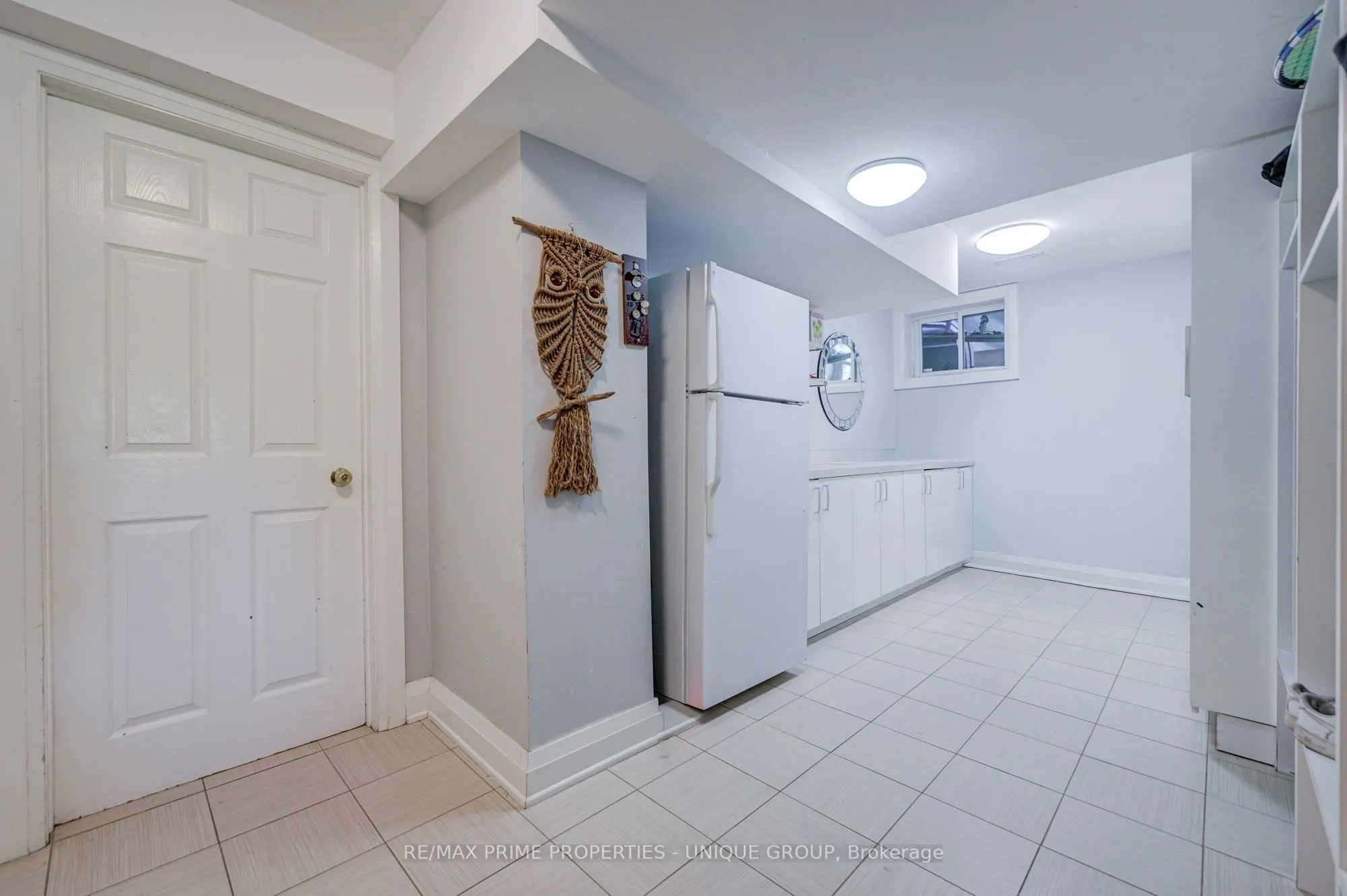24 Cedarbank Crescent