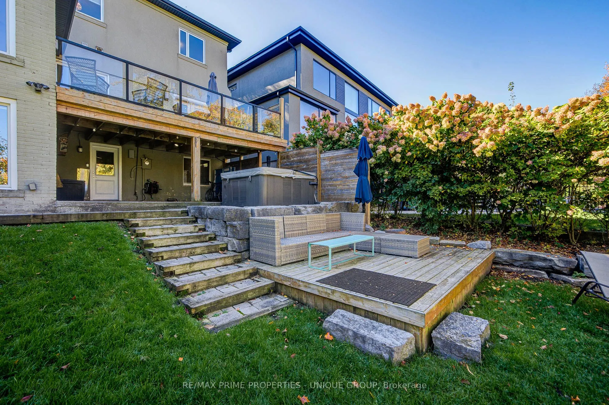 24 Cedarbank Crescent