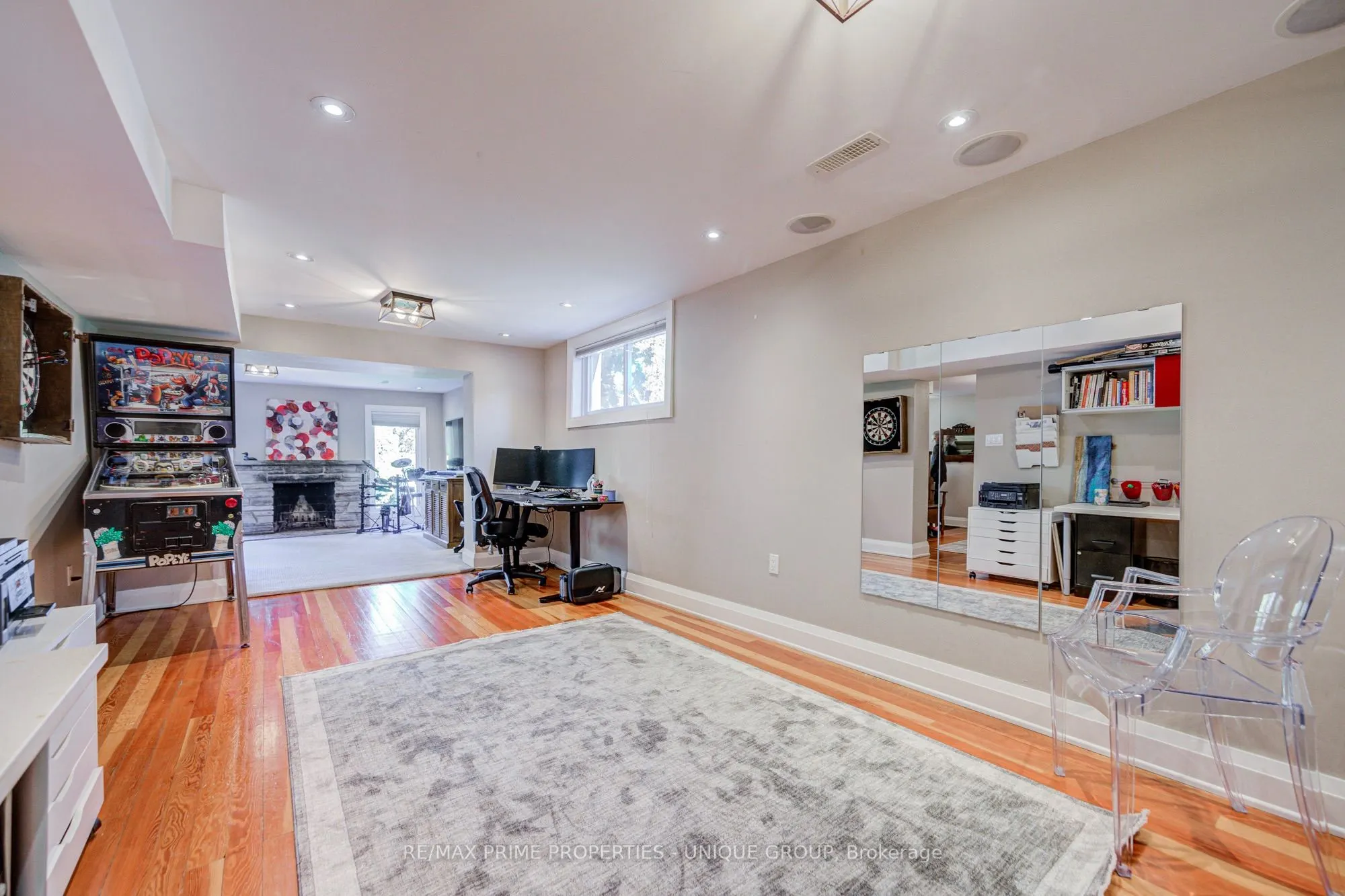 24 Cedarbank Crescent