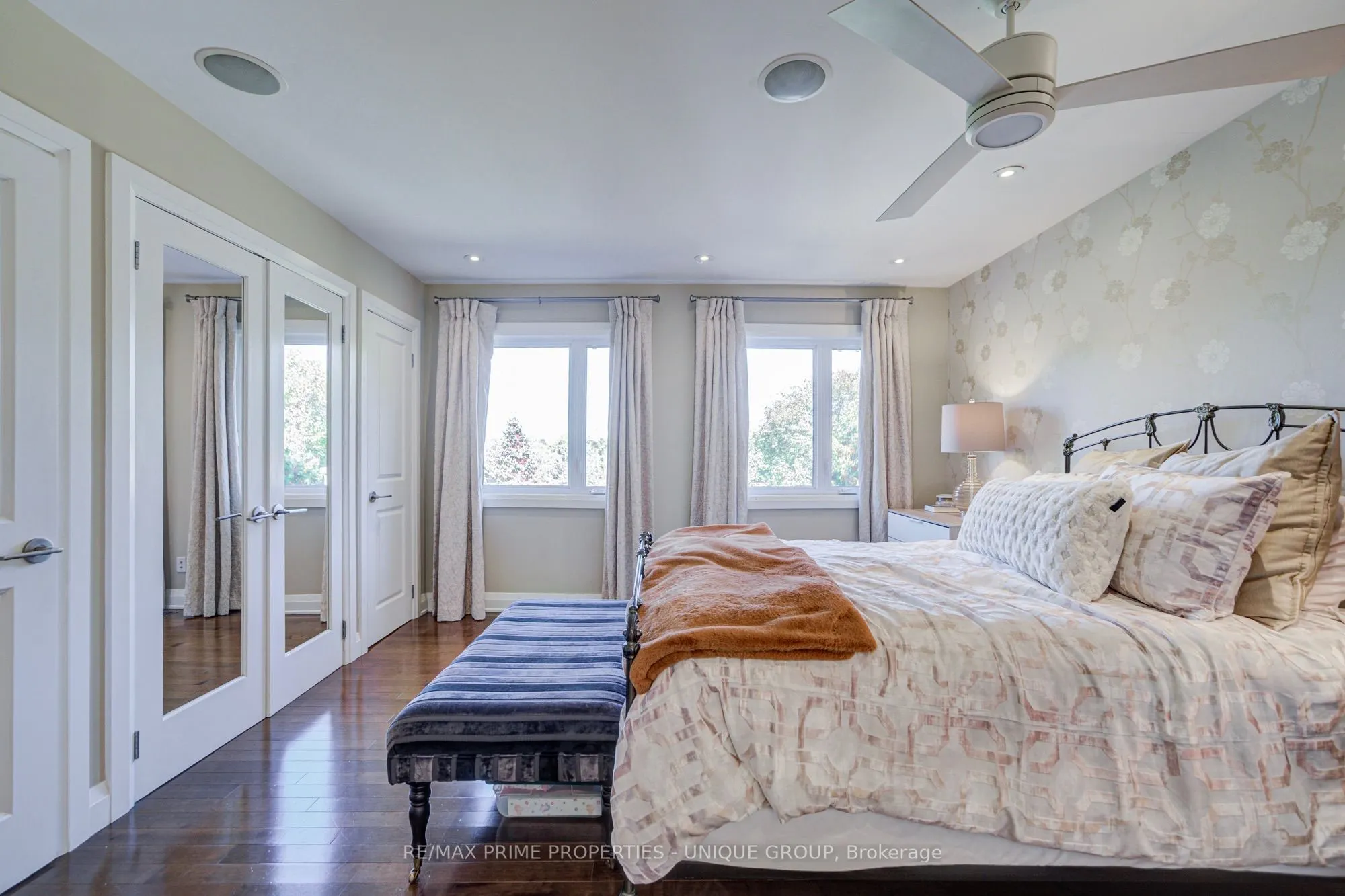 24 Cedarbank Crescent