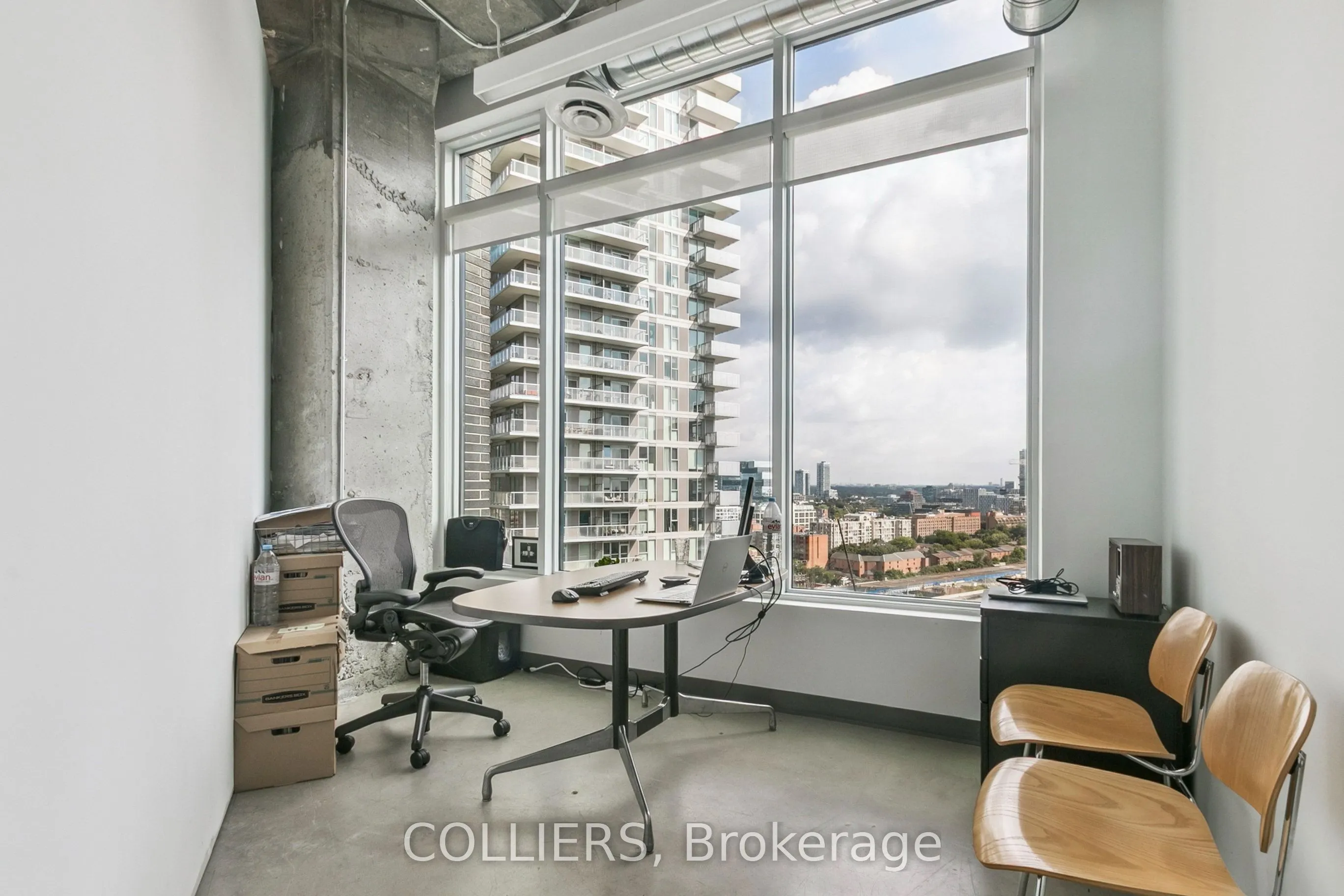 130 Queens Quay E #1304