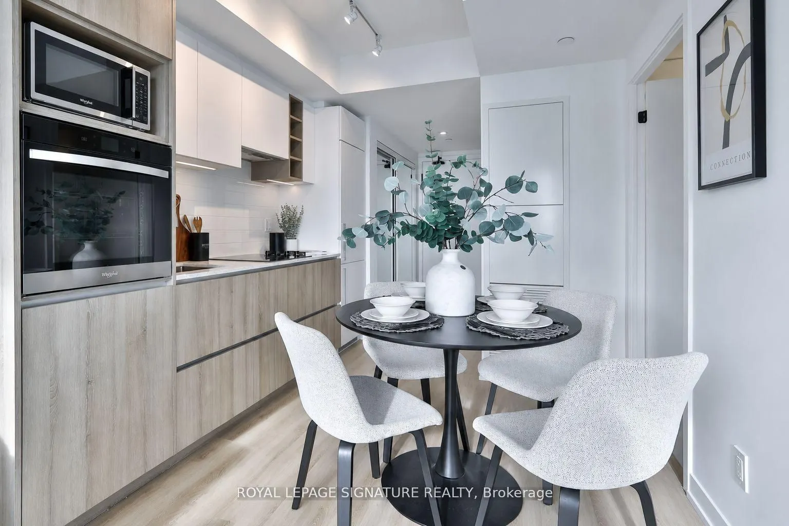 319 Jarvis Street #2916