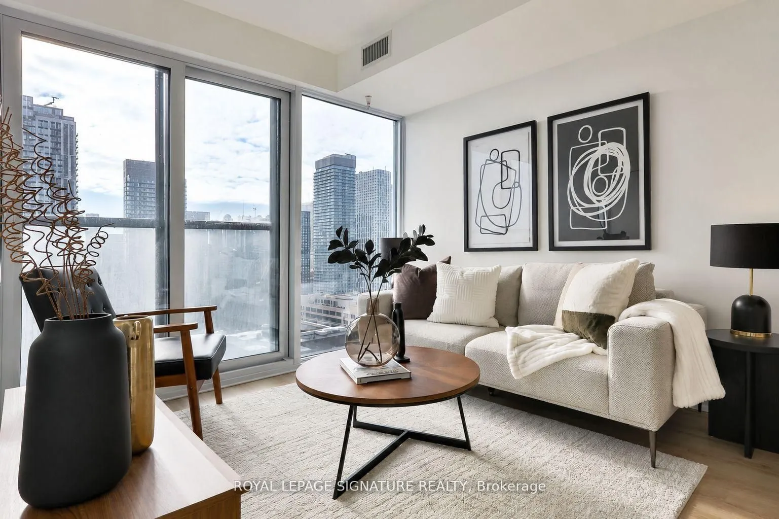 319 Jarvis Street #2916