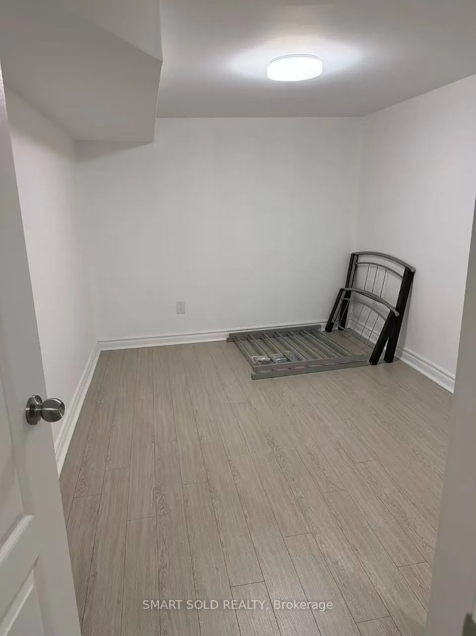 29 Ryerson Avenue