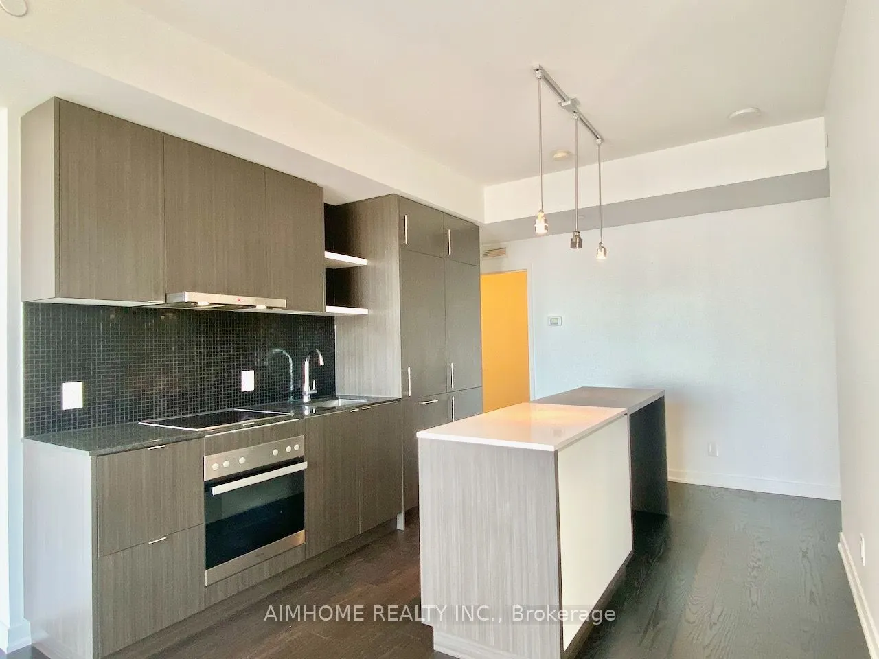 100 Harbour Street #6705
