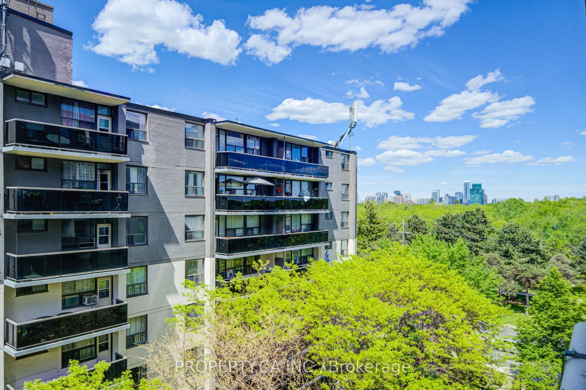 4200 Bathurst Street #609