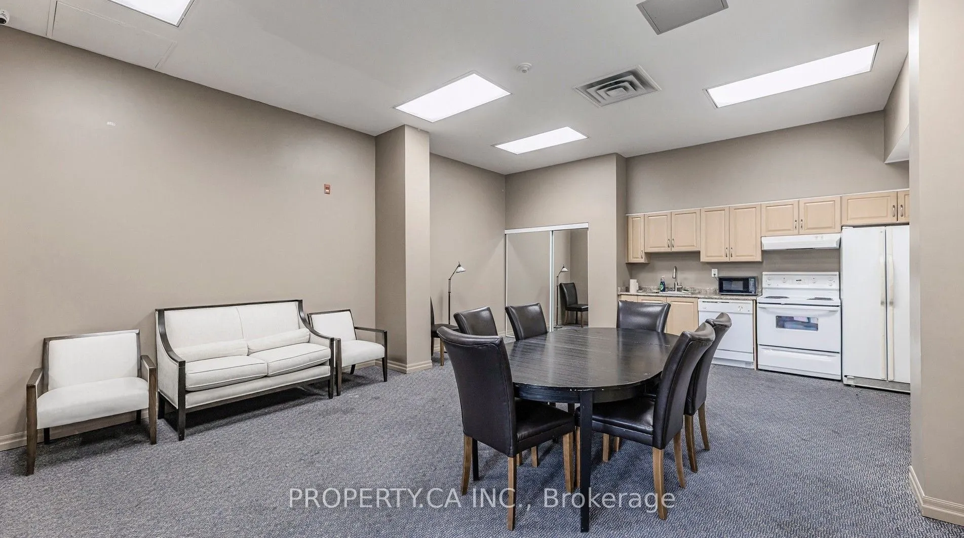 4200 Bathurst Street #609