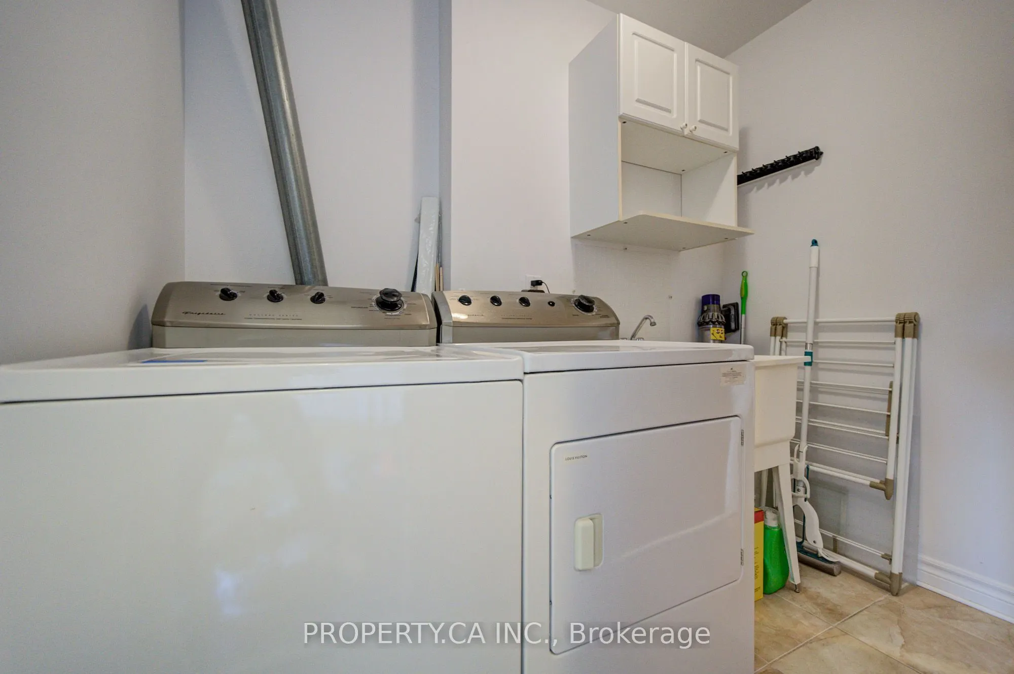 4200 Bathurst Street #609