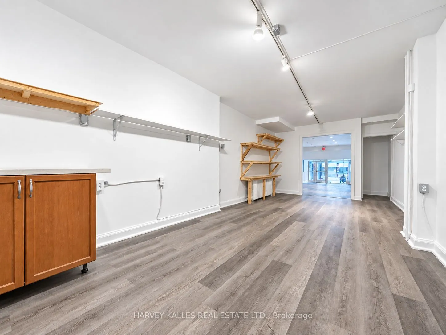 206 Augusta Avenue #main