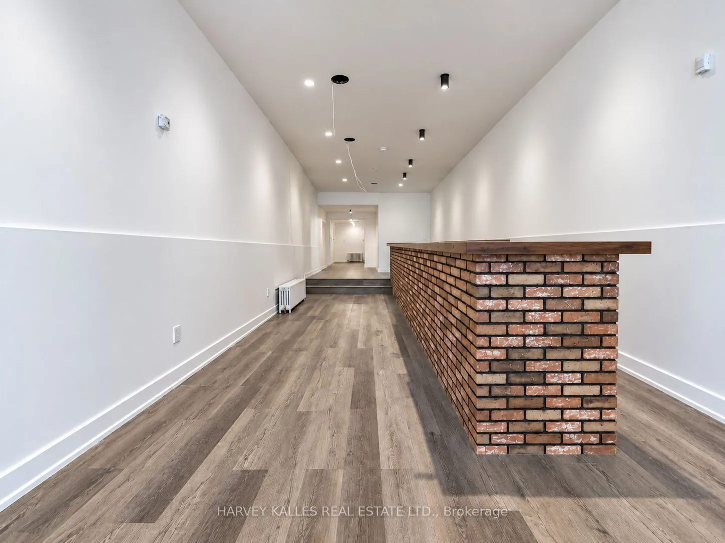 206 Augusta Avenue #main
