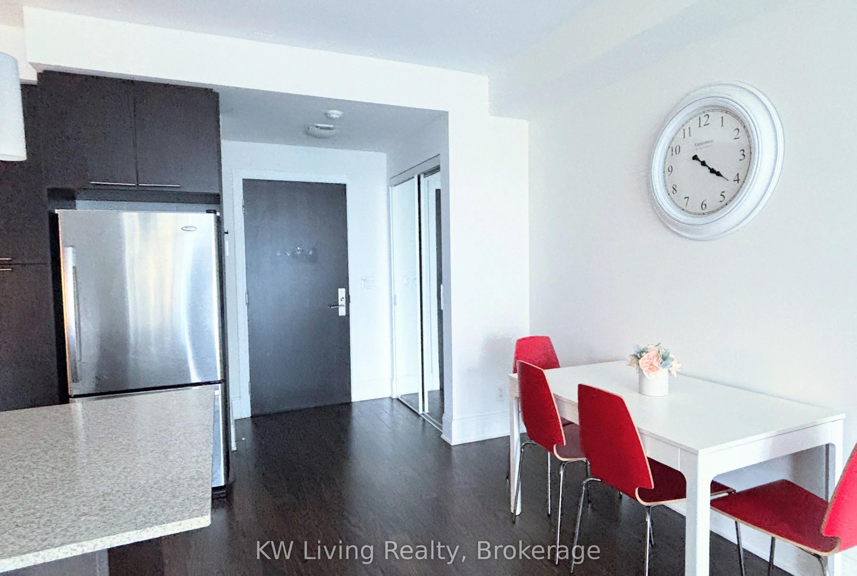 70 Roehampton Avenue #1116