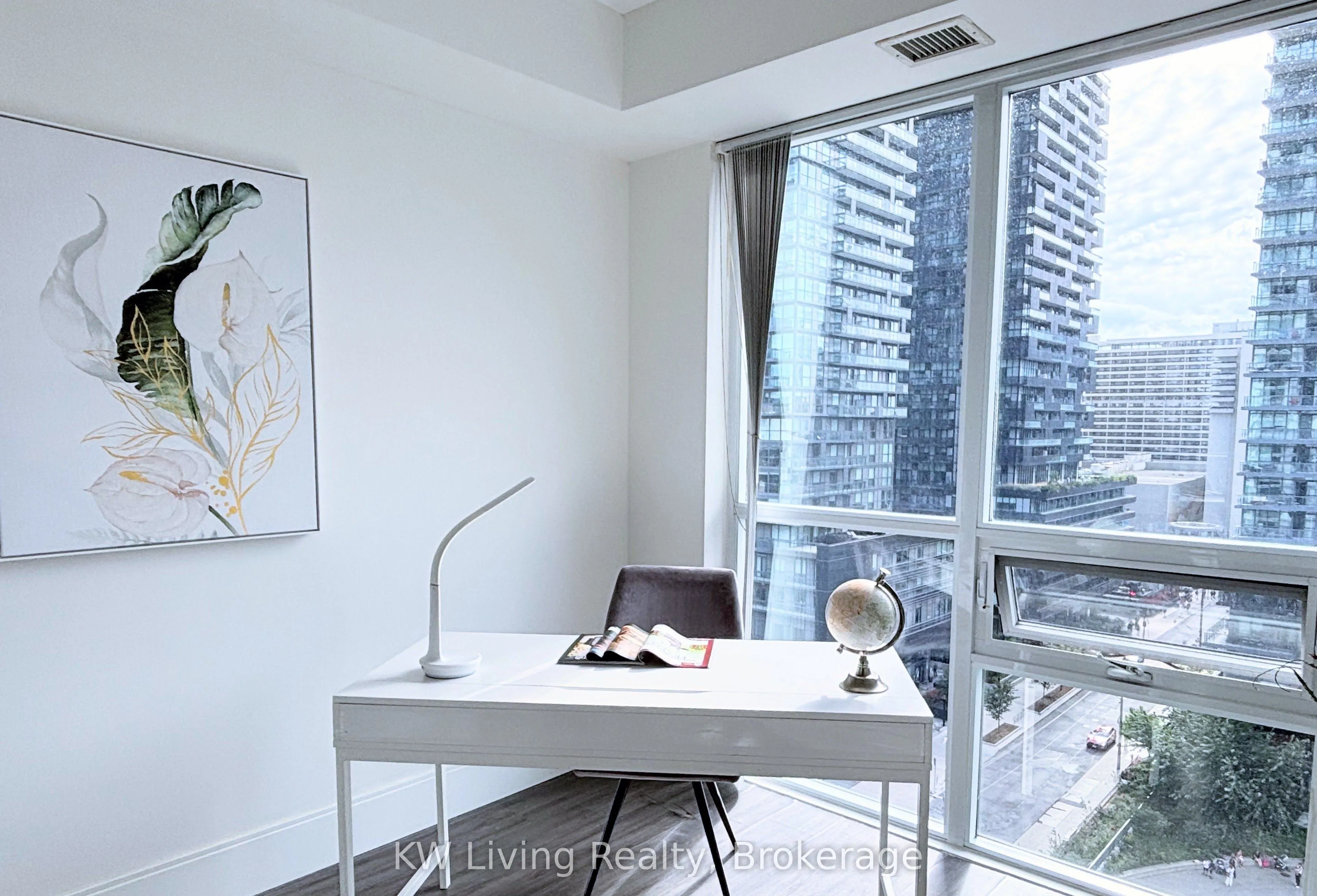 70 Roehampton Avenue #1116