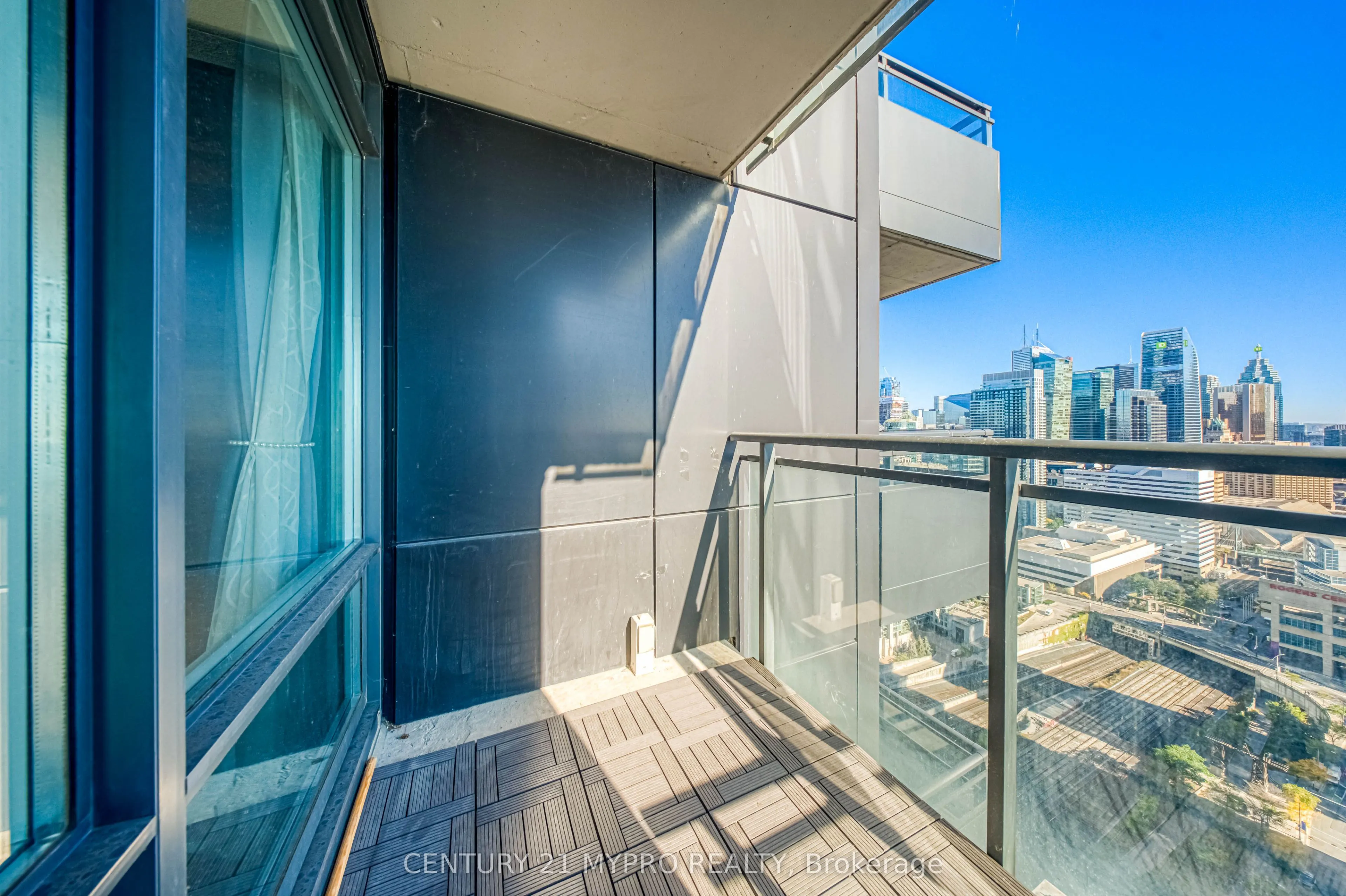 25 Telegram Mews #4306