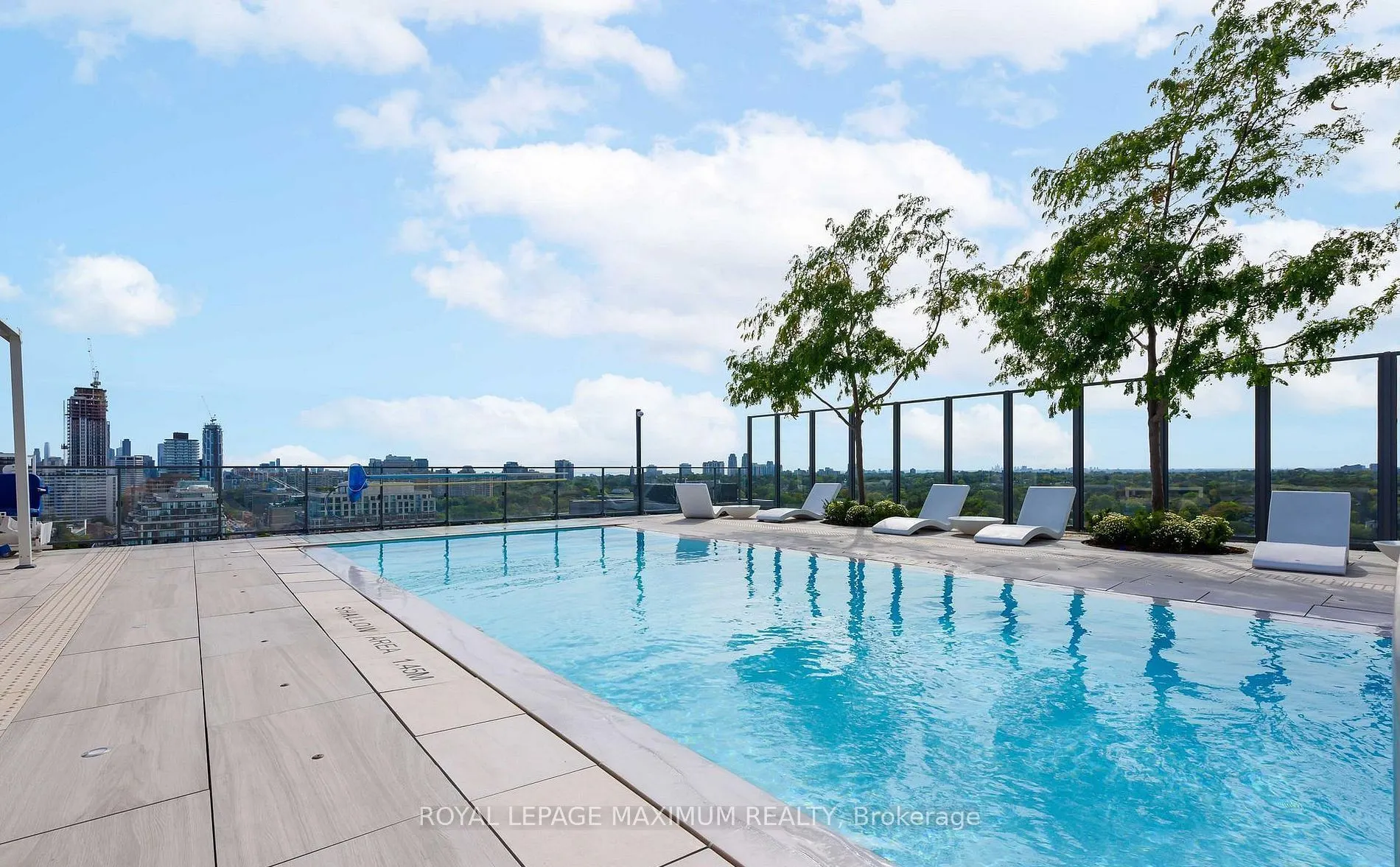 8 Hillsdale Avenue E #821