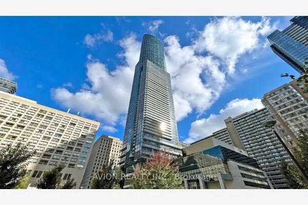 386 Yonge Street #5716