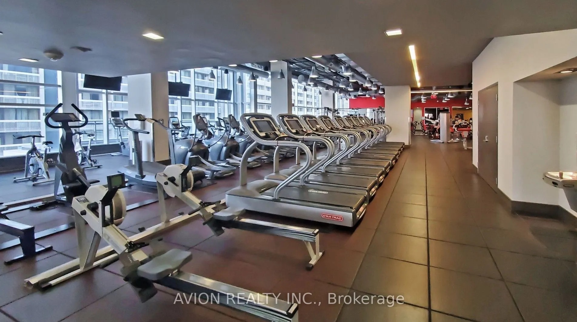 386 Yonge Street #5716