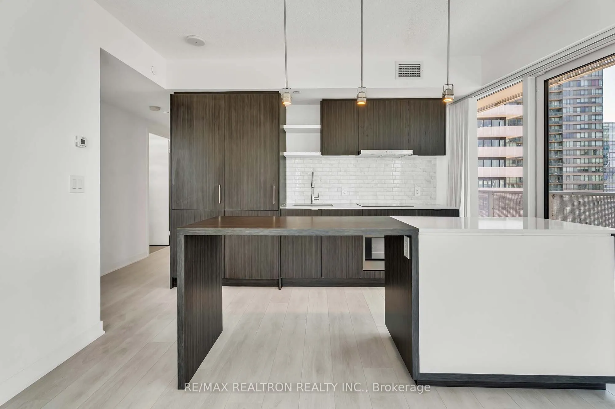 88 Harbour Street #4004
