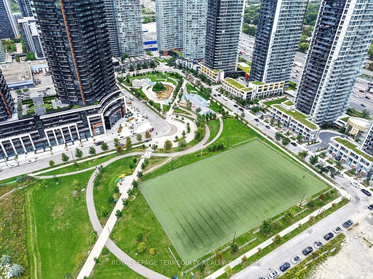 780 Sheppard Avenue E #16