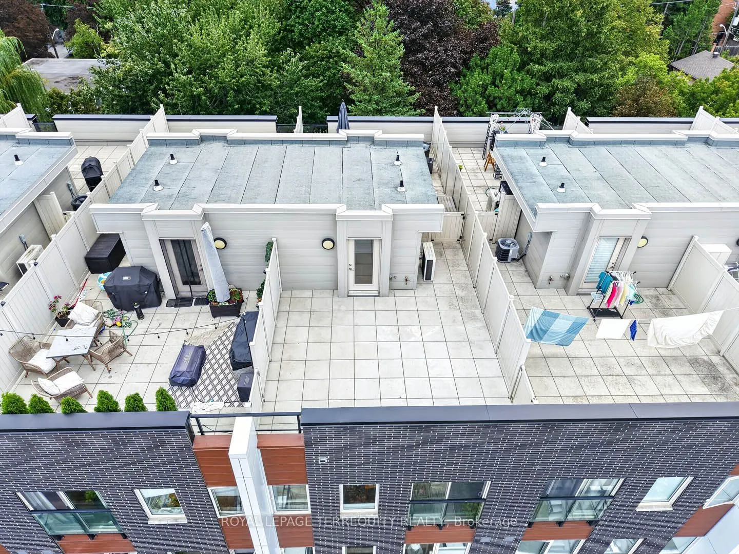 780 Sheppard Avenue E #16