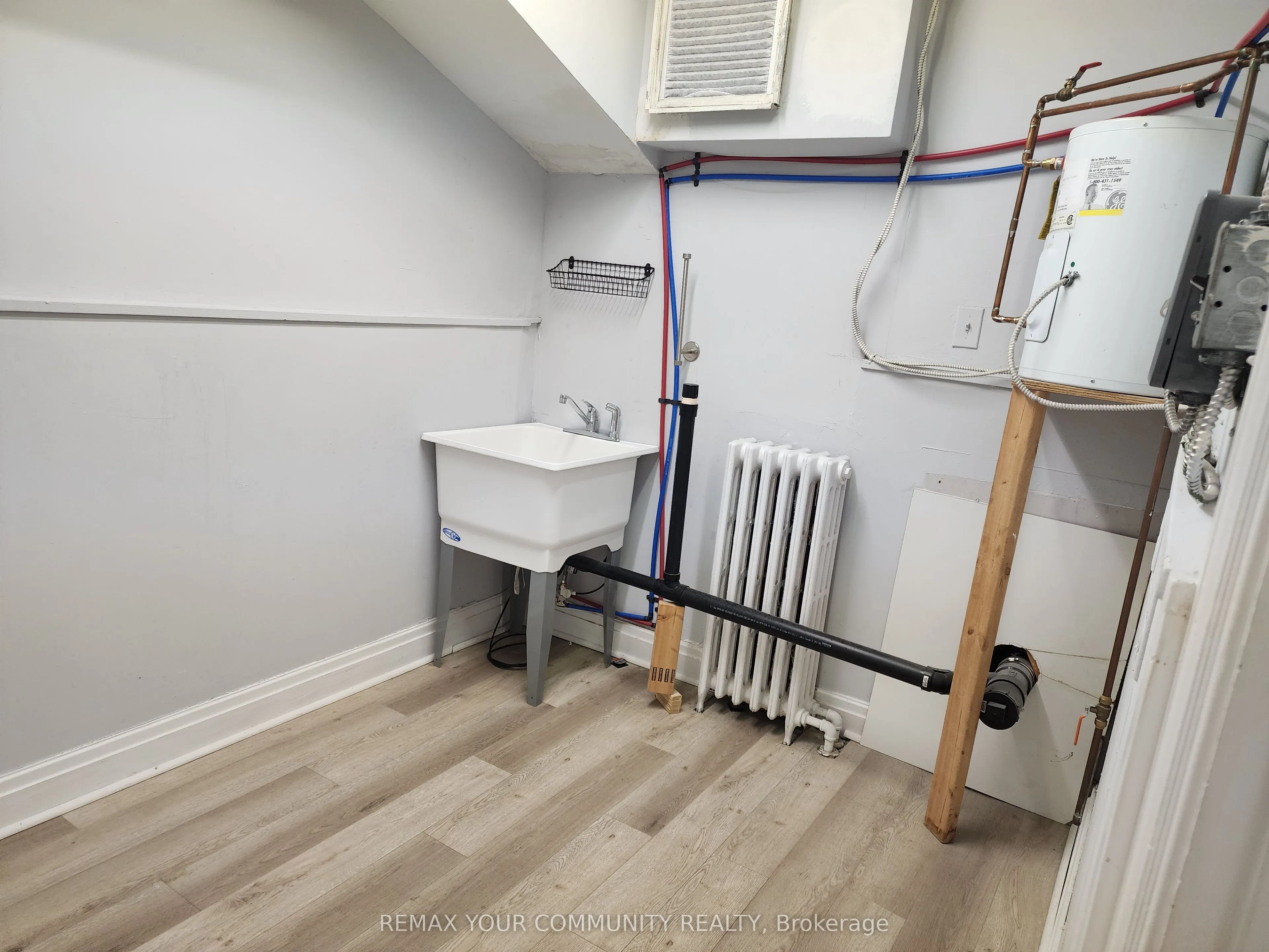 1018 Eglinton Avenue #Upper