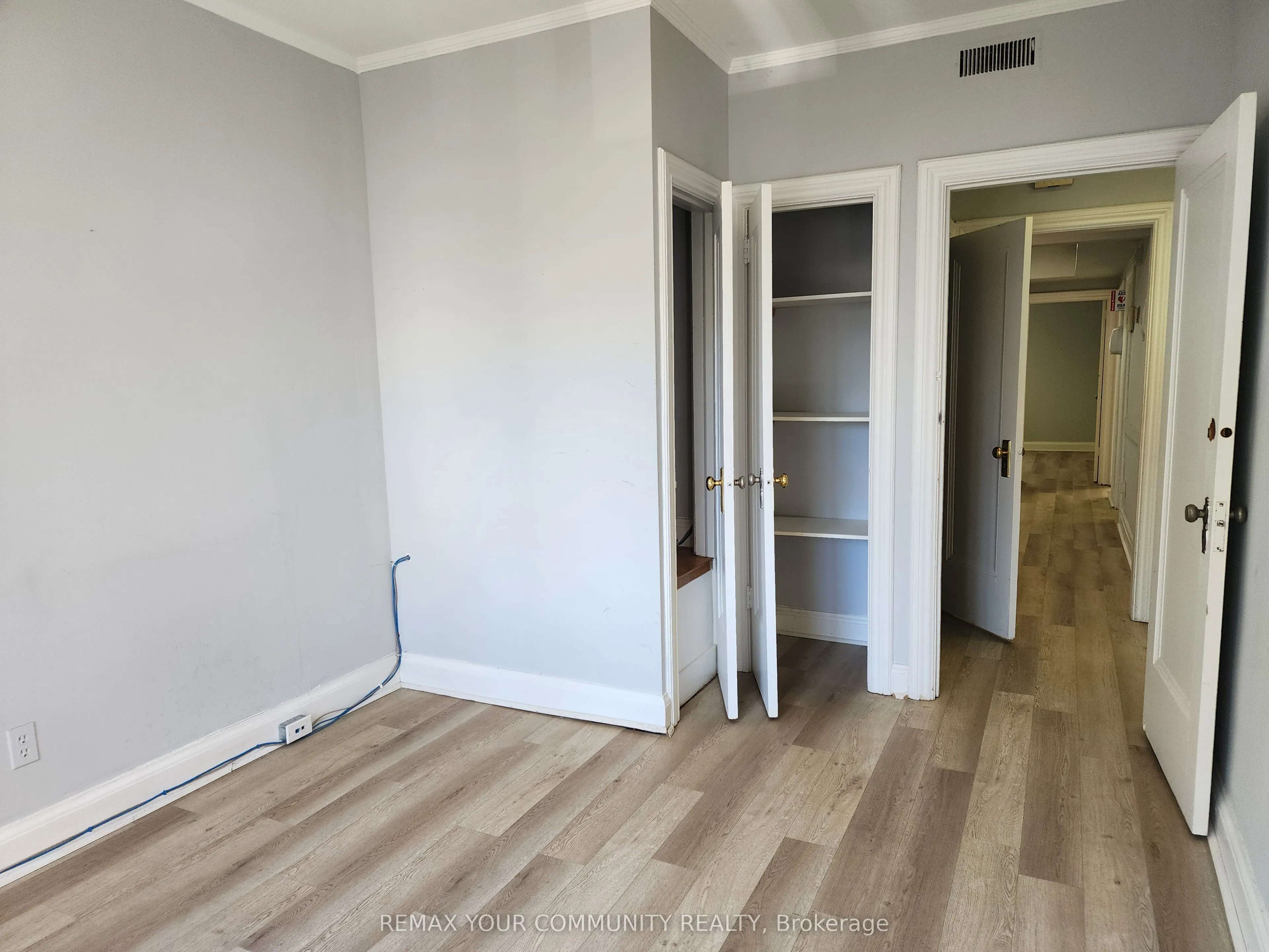 1018 Eglinton Avenue #Upper