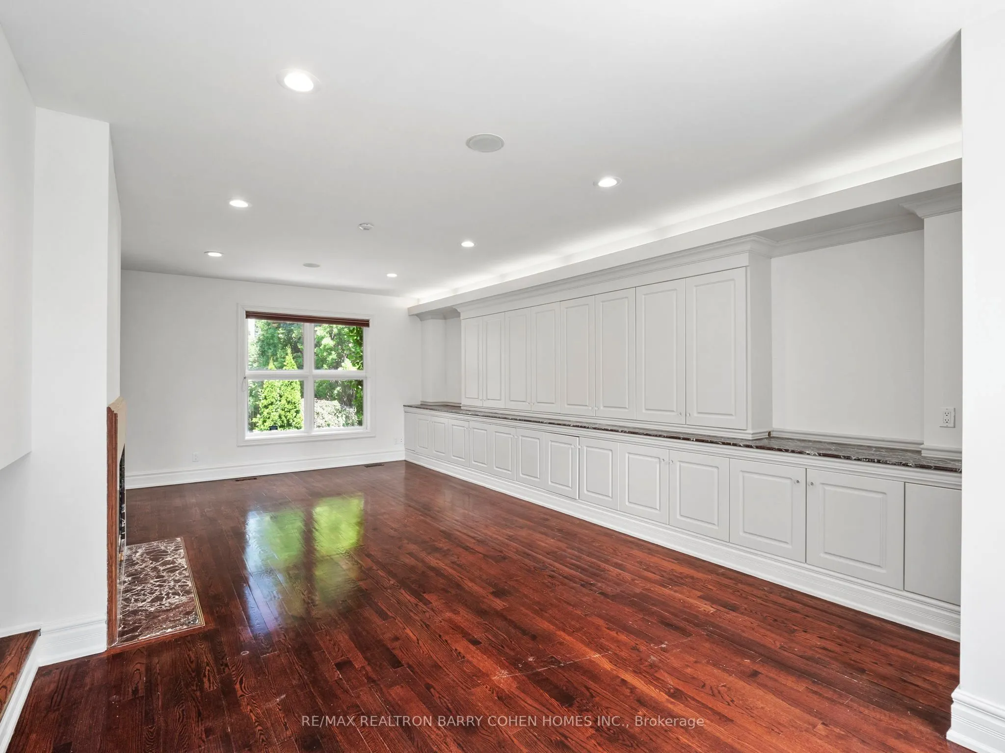40 Old Colony Road