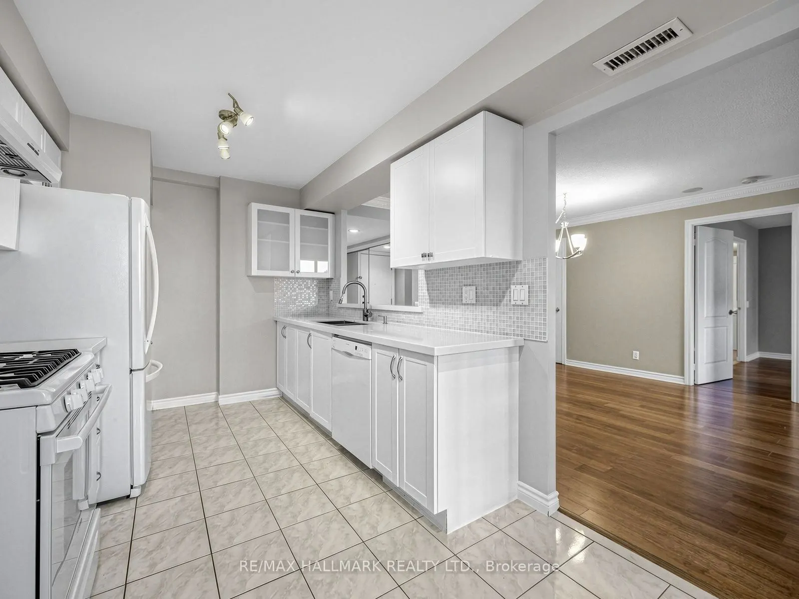 265 Ridley Boulevard #401