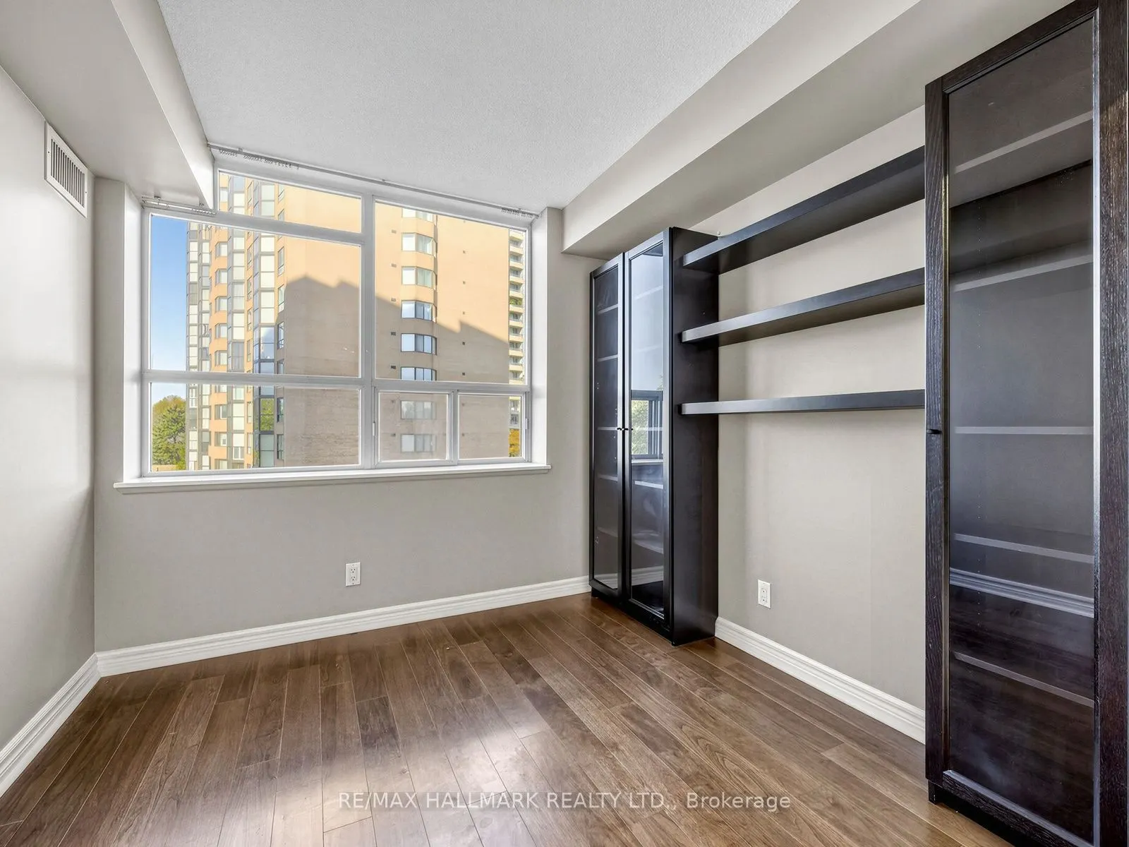 265 Ridley Boulevard #401