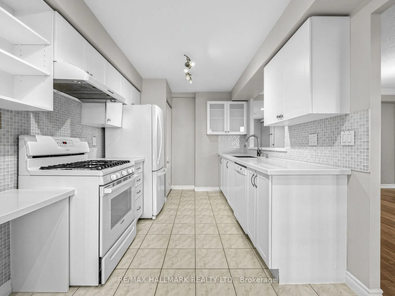 265 Ridley Boulevard #401